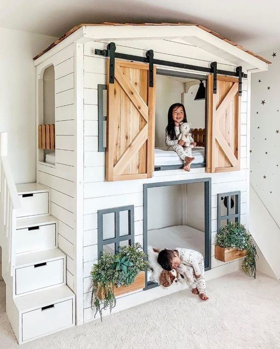 Kids bunk bed house playroom